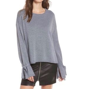 ASTR The Label Gray Long Sleeve Sweater Small Tie Sleeve Rounded Neckline